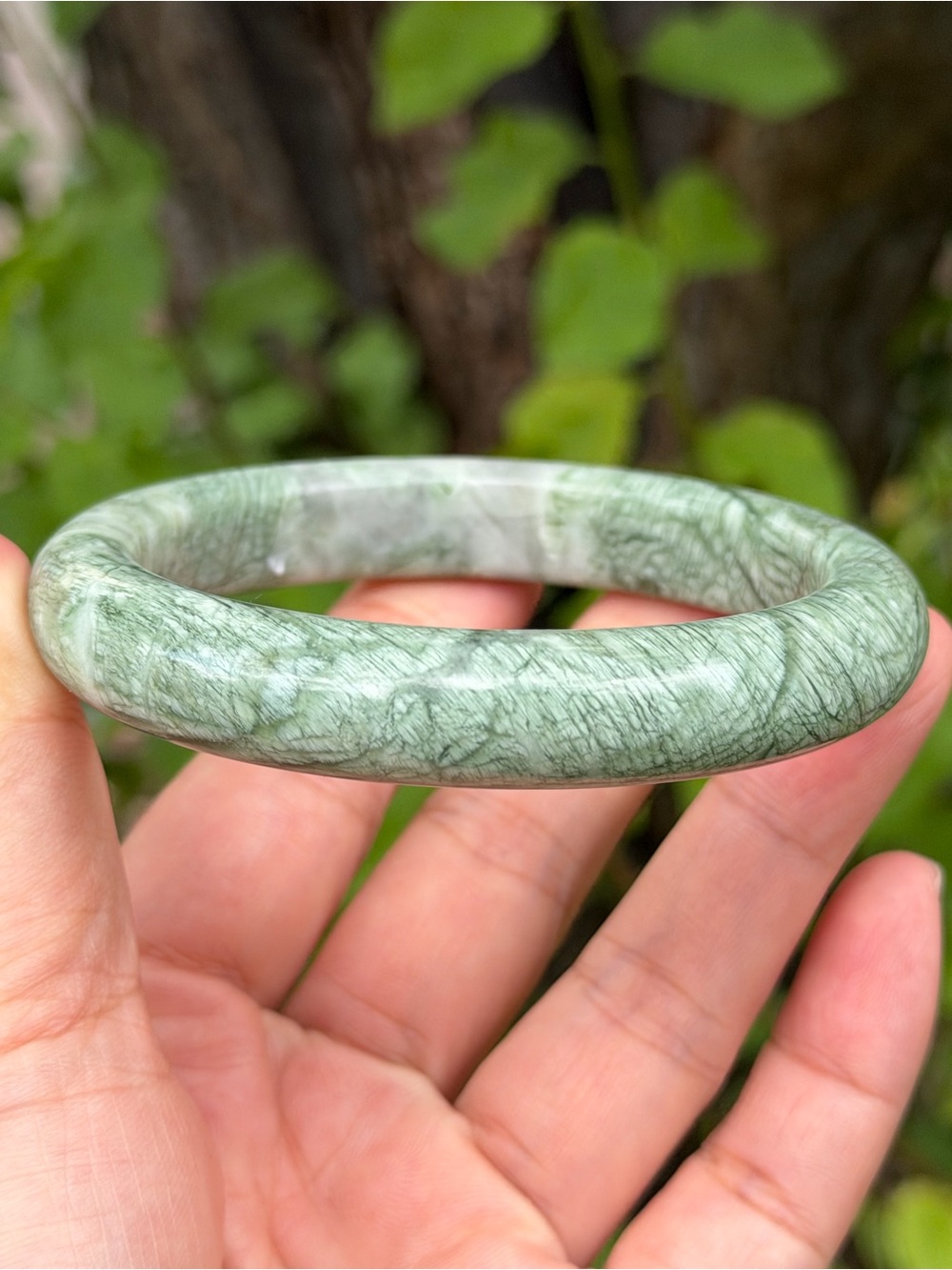 62.5mm inner‎ diameter green xiuyu jade bangle 1744